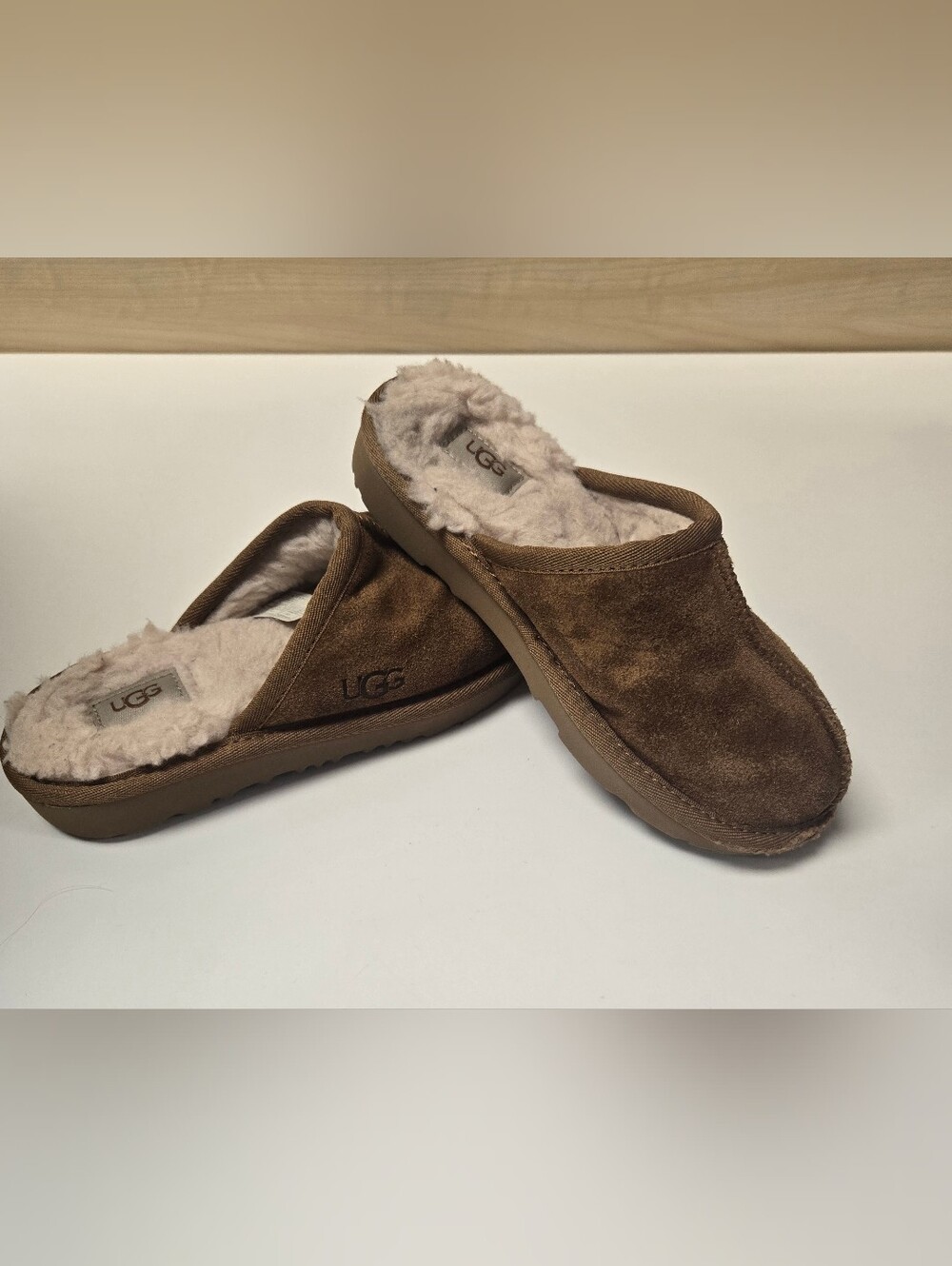 UGG Kids Brown Suede Plush-Lined Slip-On Slippers Size 1
